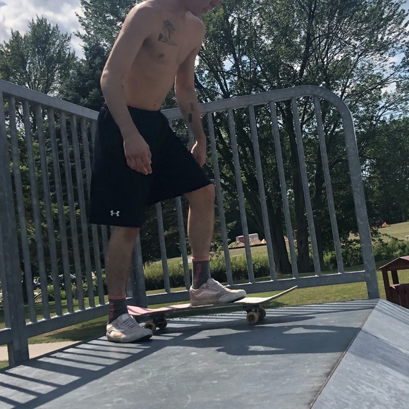 Meet your Posher, Dameskis - Picture 1 of 1